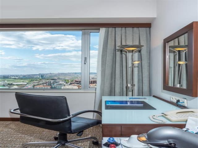 Suite, 1 Bedroom, City View