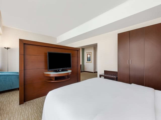 Junior Suite, Balcony, City View