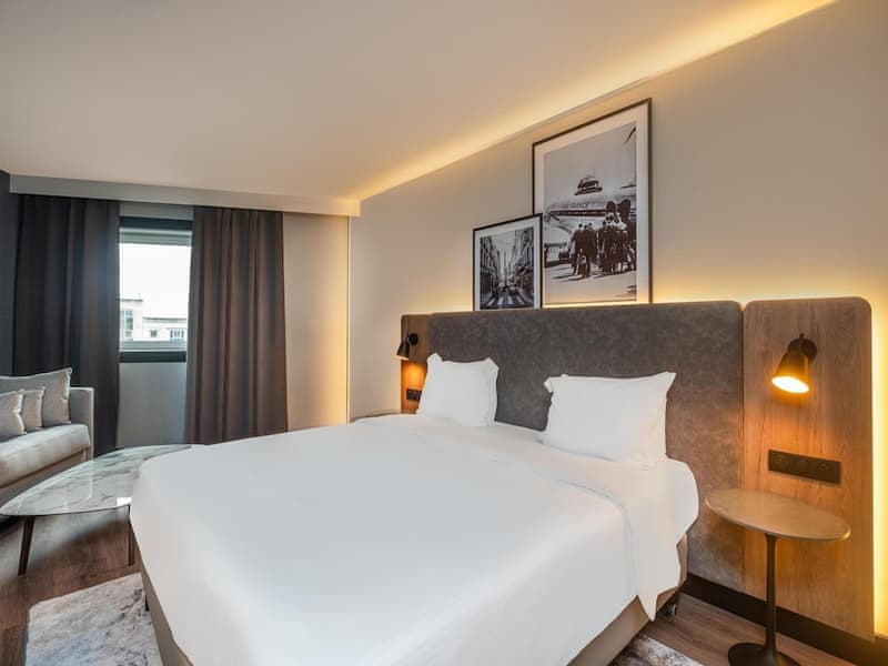 Golden Tulip CDG Airport Roissy