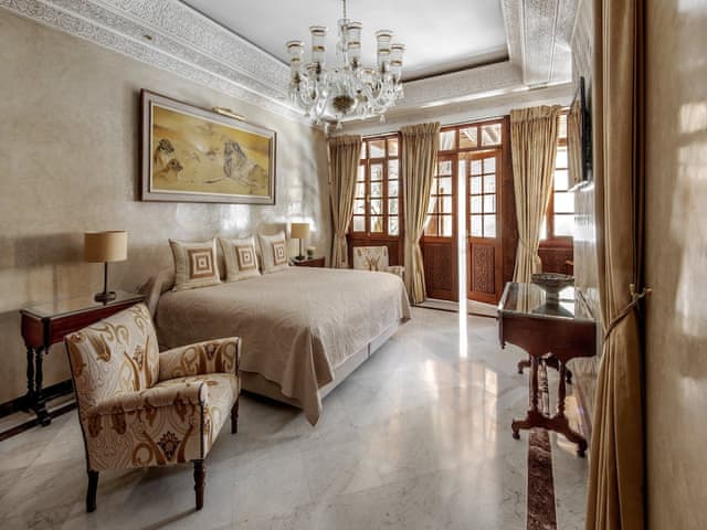 Exclusive Suite