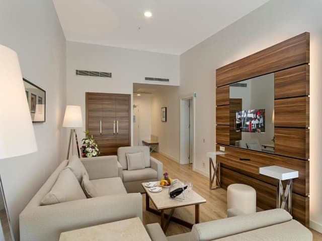 Jacuzzi Suite
