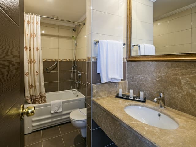 Triple Room, 1 Bedroom, Non Smoking, Garden View