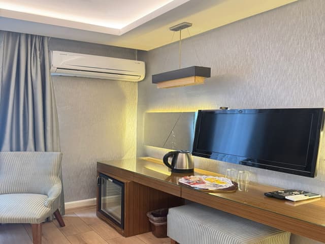 Club Double or Twin Room, 1 Double or 2 Twin Beds, Ground Floor