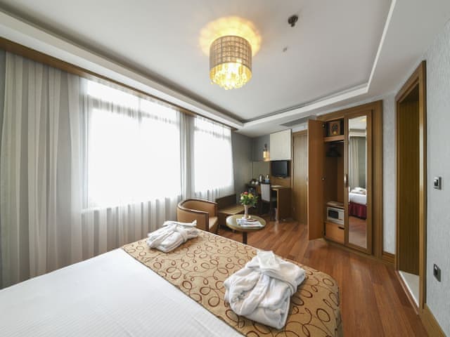 Superior Double or Twin Sea View