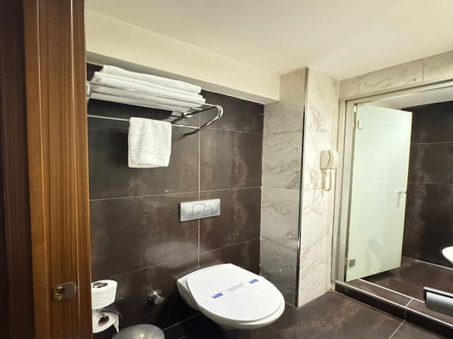 Club Double or Twin Room, 1 Double or 2 Twin Beds, Ground Floor