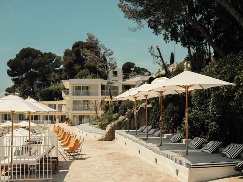 Les Roches Rouges, a Beaumier hotel