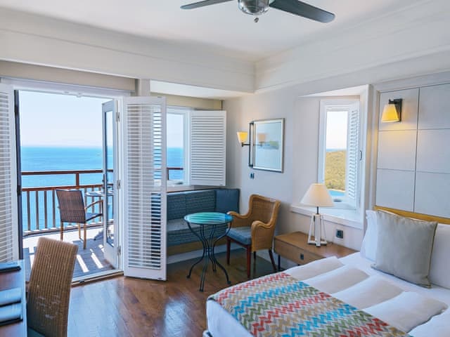 Deluxe Room, 1 King Bed