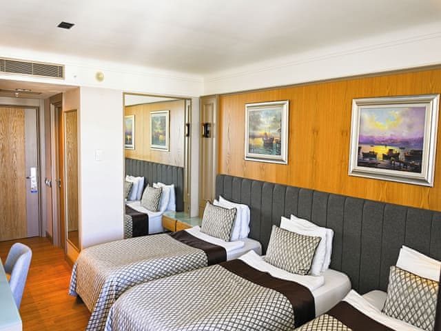 Standart Üç Kişilik Oda