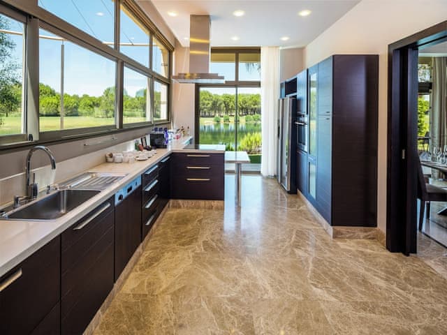 Presidential Villa, Multiple Beds (Presidential Villa)