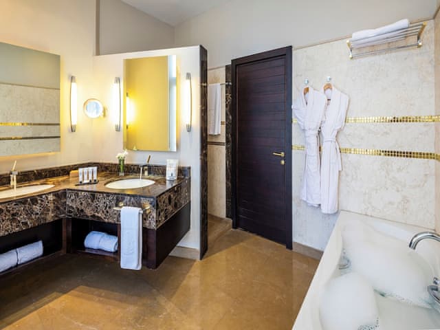 Presidential Villa, Multiple Beds (Presidential Villa)