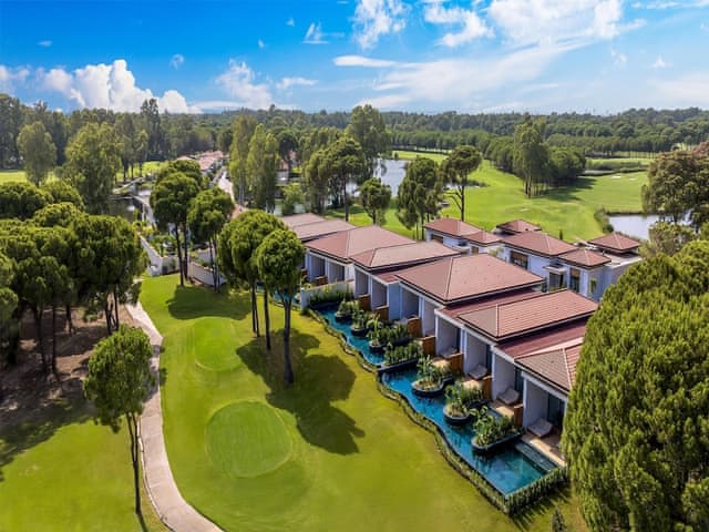 Suite, 1 King Bed with Sofa bed, Golf View (Lagoon Golf Suite)