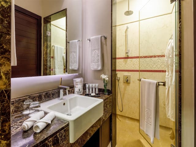 Presidential Villa, Multiple Beds (Presidential Villa)