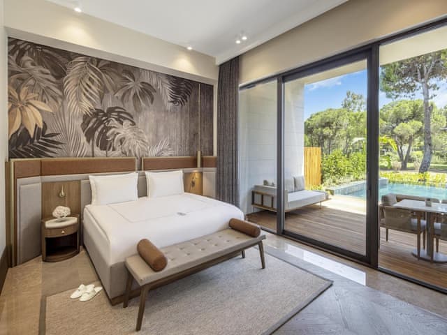 Suite, 1 King Bed with Sofa bed, Golf View (Lagoon Golf Suite)