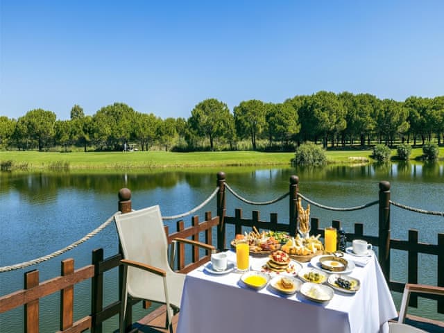 Presidential Villa, Multiple Beds (Presidential Villa)