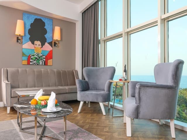 Standard Jacuzzi Suite