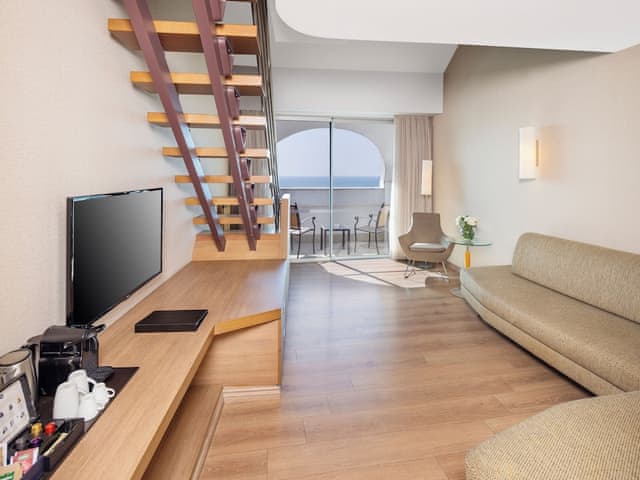 Deluxe Family Duplex Suite with Sea View and Balcony