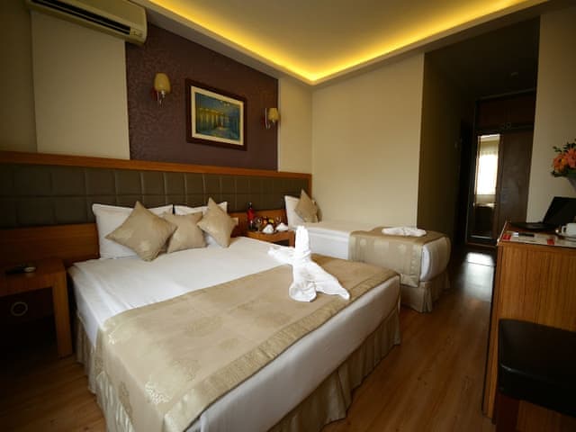 Standart İki Yataklı Oda