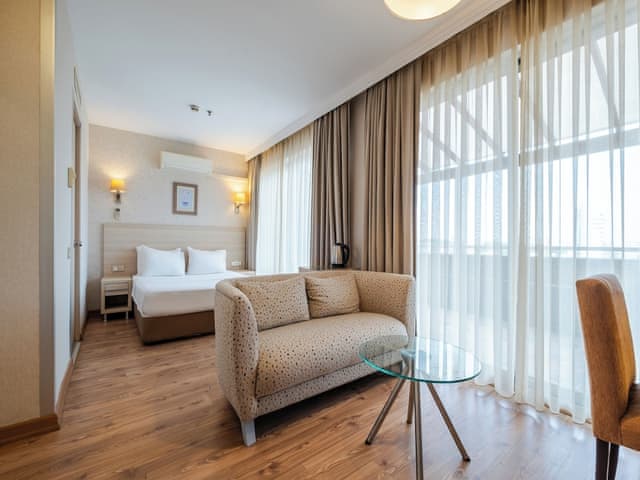 Executive Room (1 Double Bed)