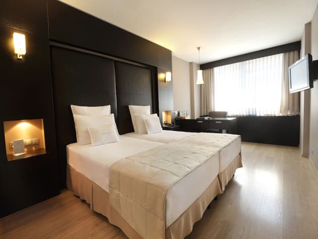 Standard Deluxe Room with City View