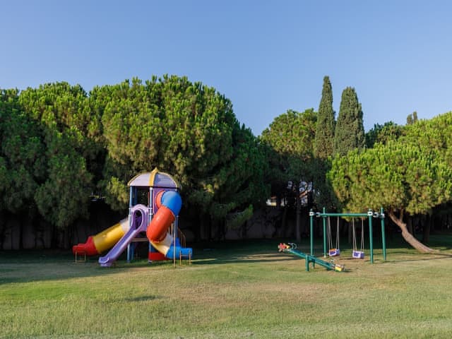 Standard Double or Twin Room, Balcony, Garden View