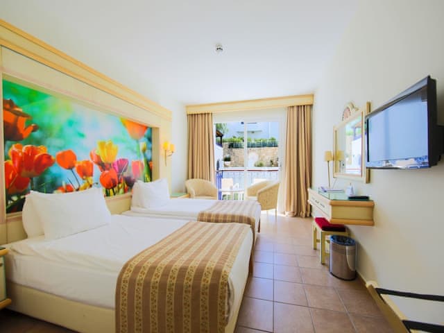 Standard Room, Garden View