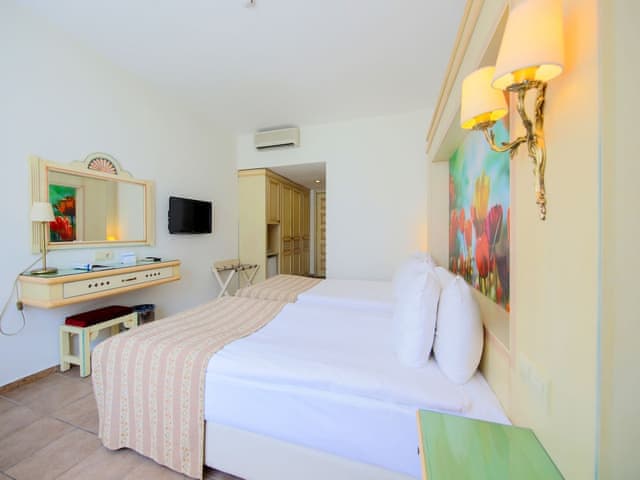 Standard Room, Garden View