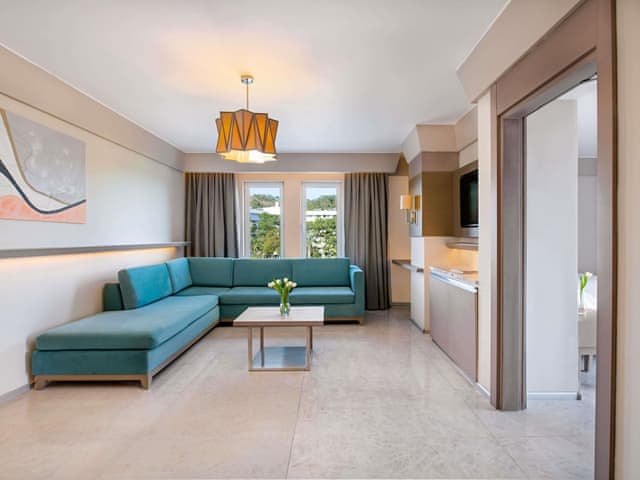 Delüks Süit Deniz Manzaralı