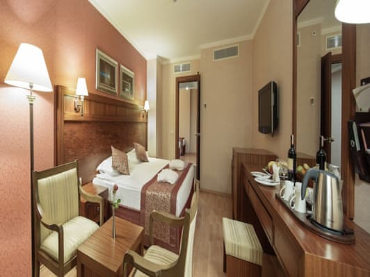 Standard Room Land View