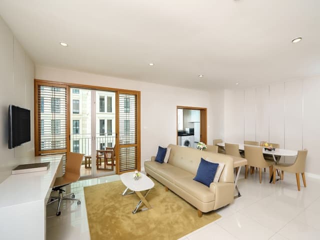 Suite, 3 Bedrooms, Balcony