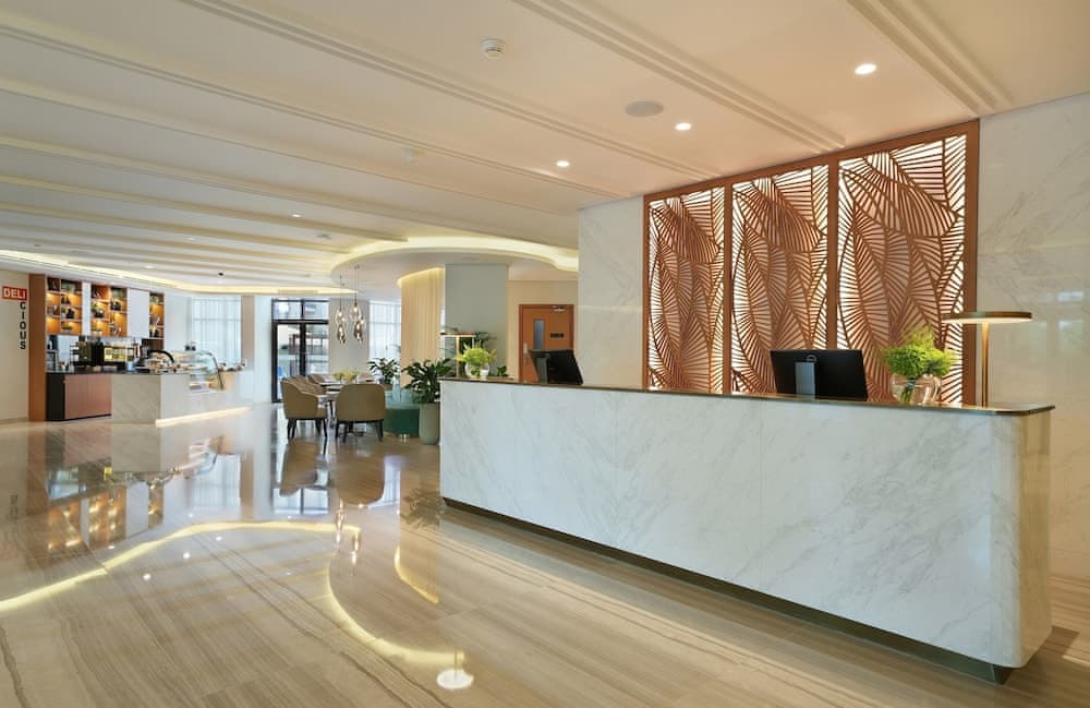 Arabian Park Dubai, an Edge by Rotana Hotel