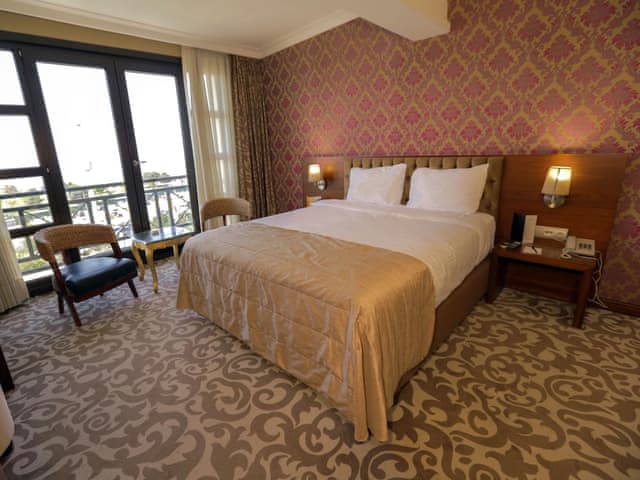 Deluxe Double Room, Garden View