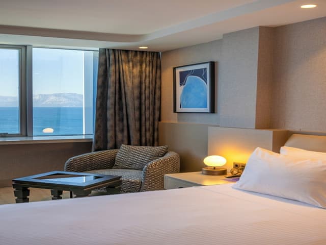 Standard Room, 1 King Bed, Sea View