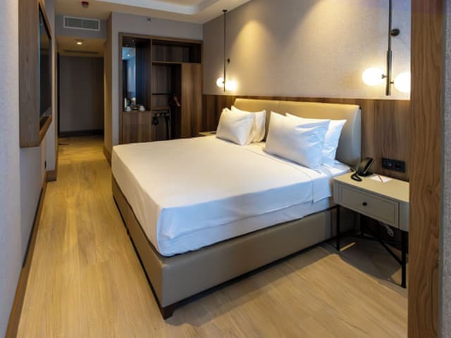 Standard Room, 1 King Bed, Sea View