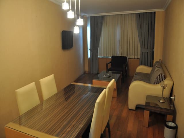 Suite, 1 King Bed