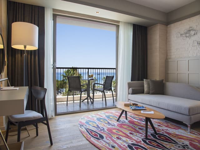 Delüks Oda Deniz Manzaralı