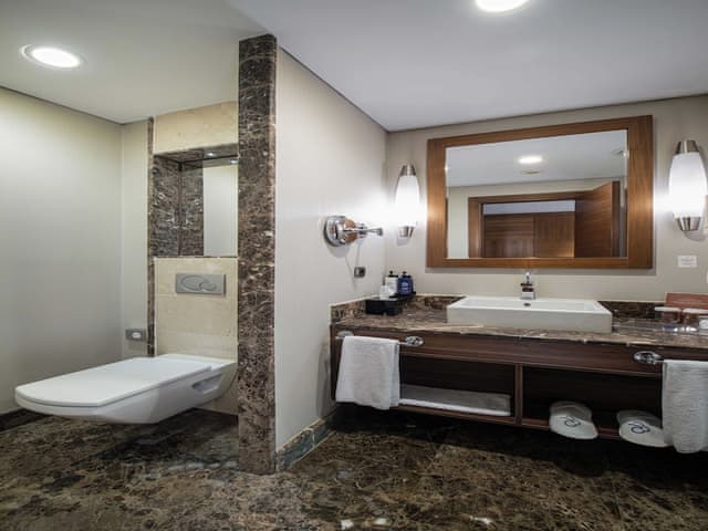 Deluxe Room, 1 King Bed