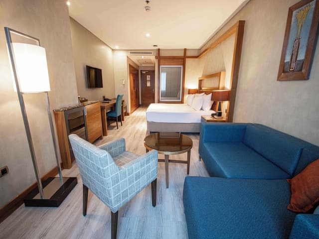 Deluxe Room, 1 King Bed