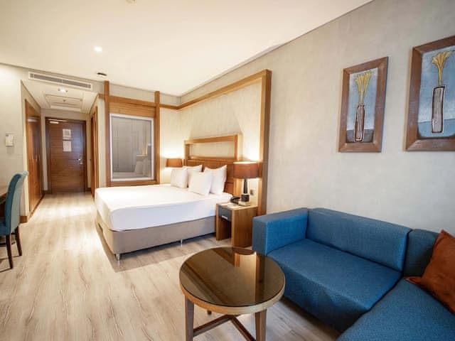 Deluxe Room, 1 King Bed