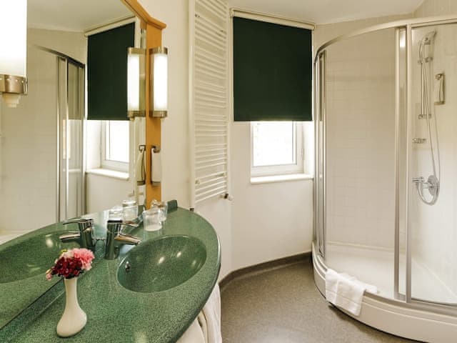 Double Room, 1 Double Bed (Conical)