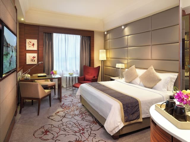 Superior Room, 1 King Bed