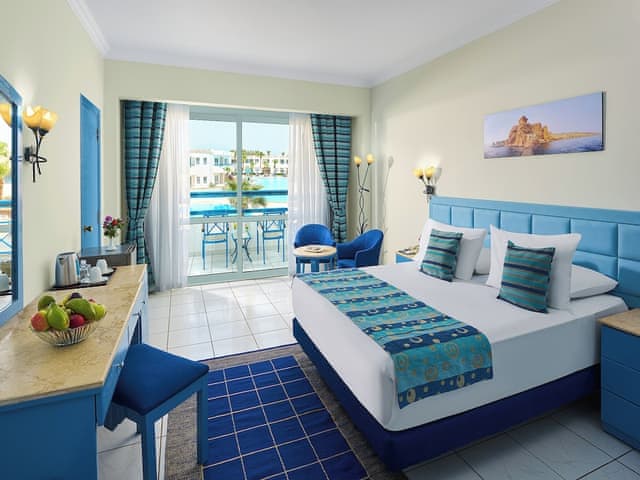 Superior Room, Pool View