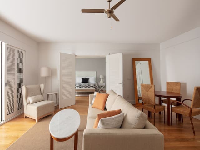 Executive Suite, Sea view