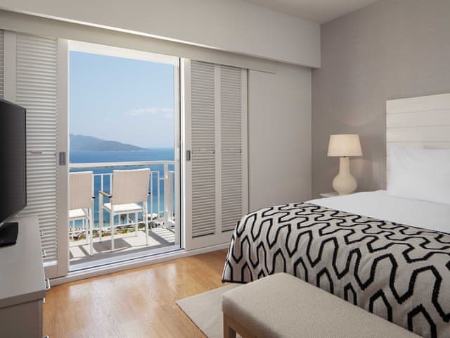 Executive Suite, Sea view