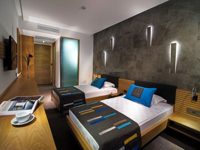 Standart İki Yataklı Oda