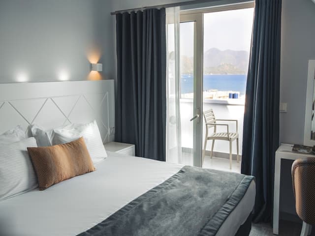 Standard Room Land View