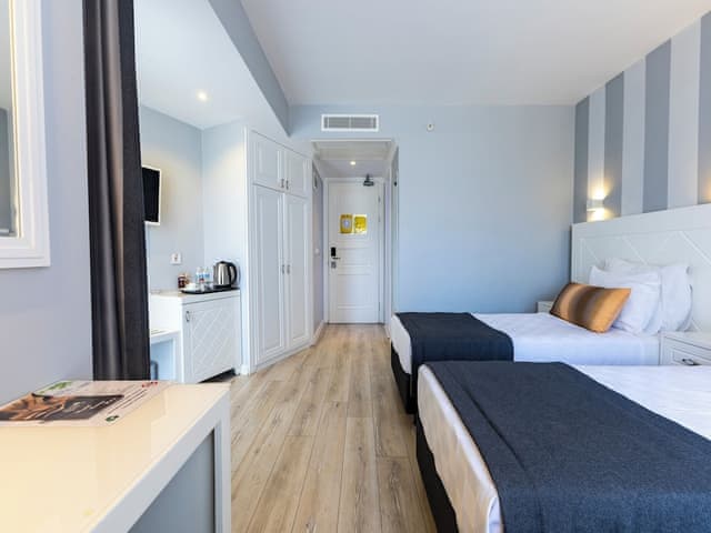 Standard Room Land View