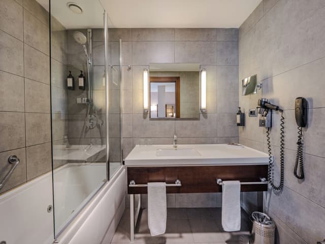 Suite, 1 Double Bed, Corner