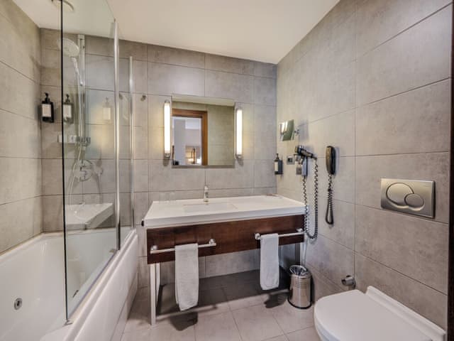 Suite, 1 Double Bed, Corner