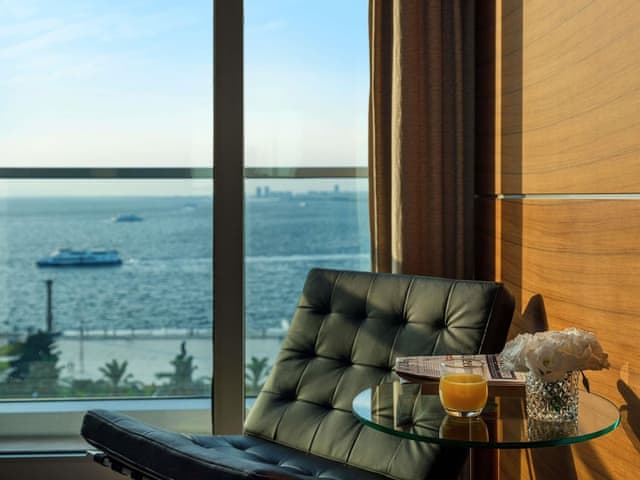 Executive Room Sea View 1 King Bed