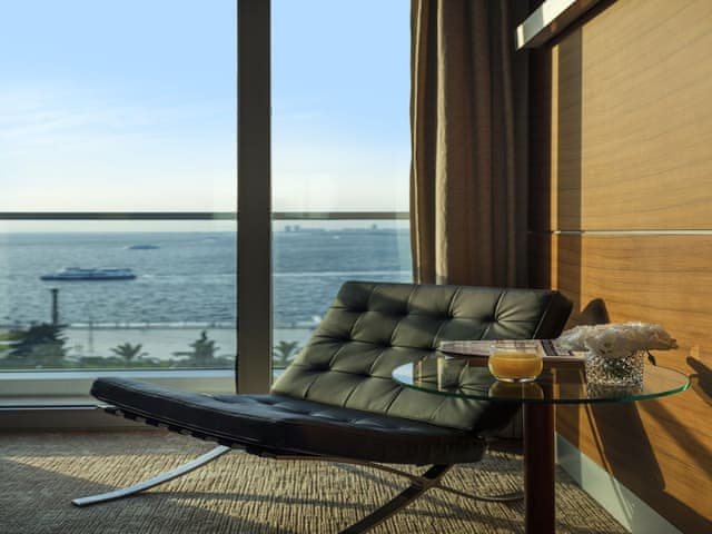 Executive Room Sea View 1 King Bed